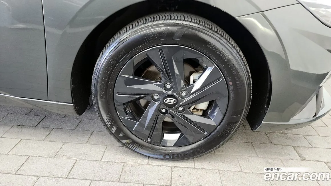 Hyundai AVANTE — фото 10