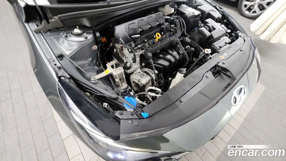 Hyundai AVANTE — фото 6