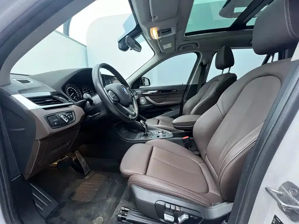 BMW X1 2021 из CN, фото 7