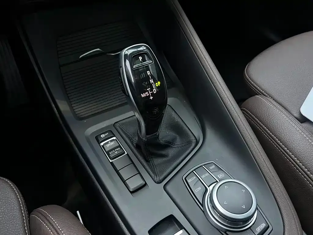 BMW X1 2021 из CN, фото 8