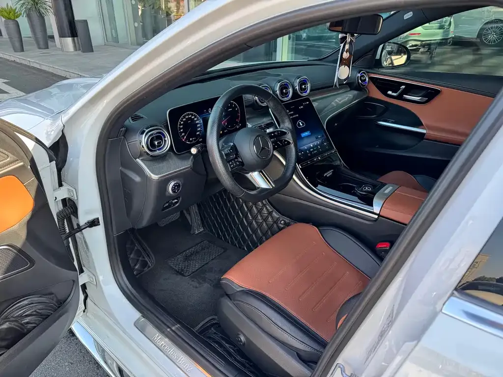 Mercedes-Benz C-Class 2023 из CN, фото 2