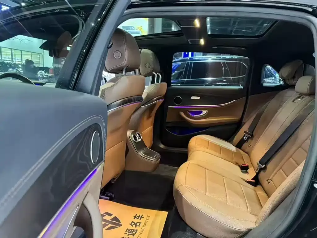 Mercedes-Benz E-Class 2023 из CN, фото 5