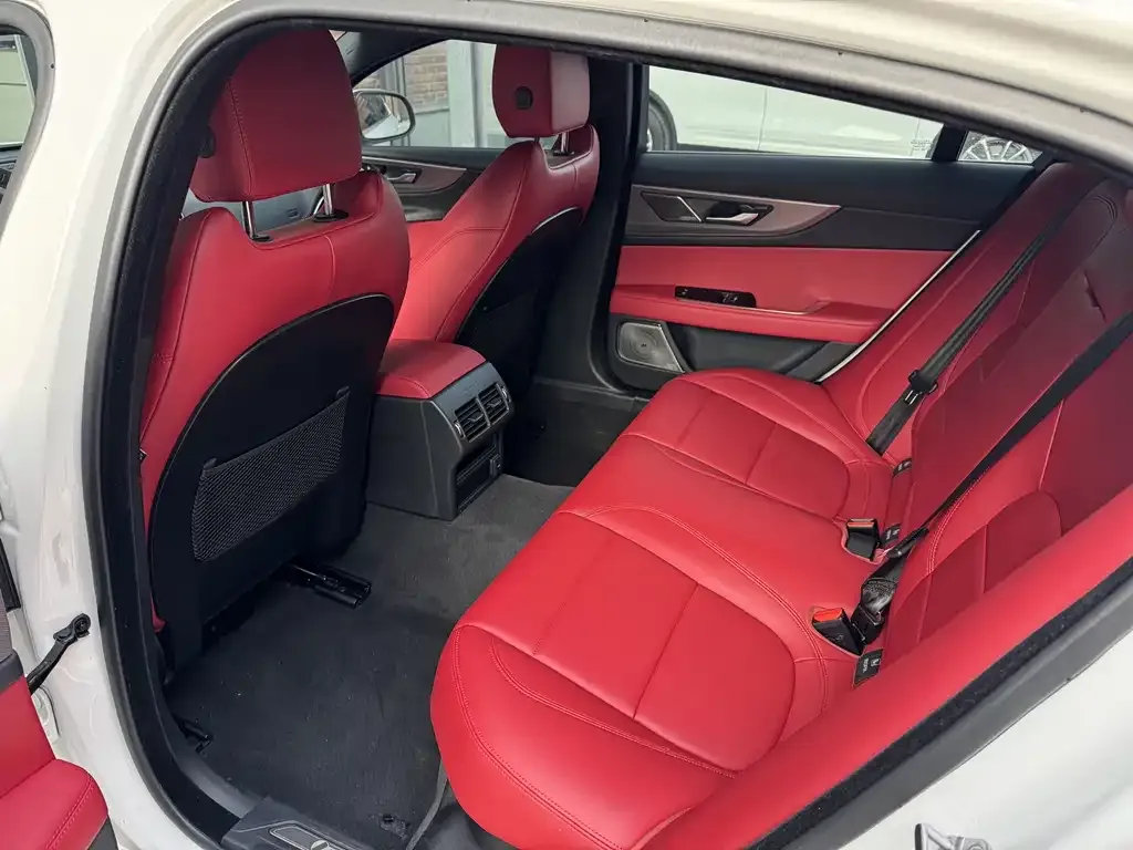 Jaguar XEL 2022 из CN, фото 7