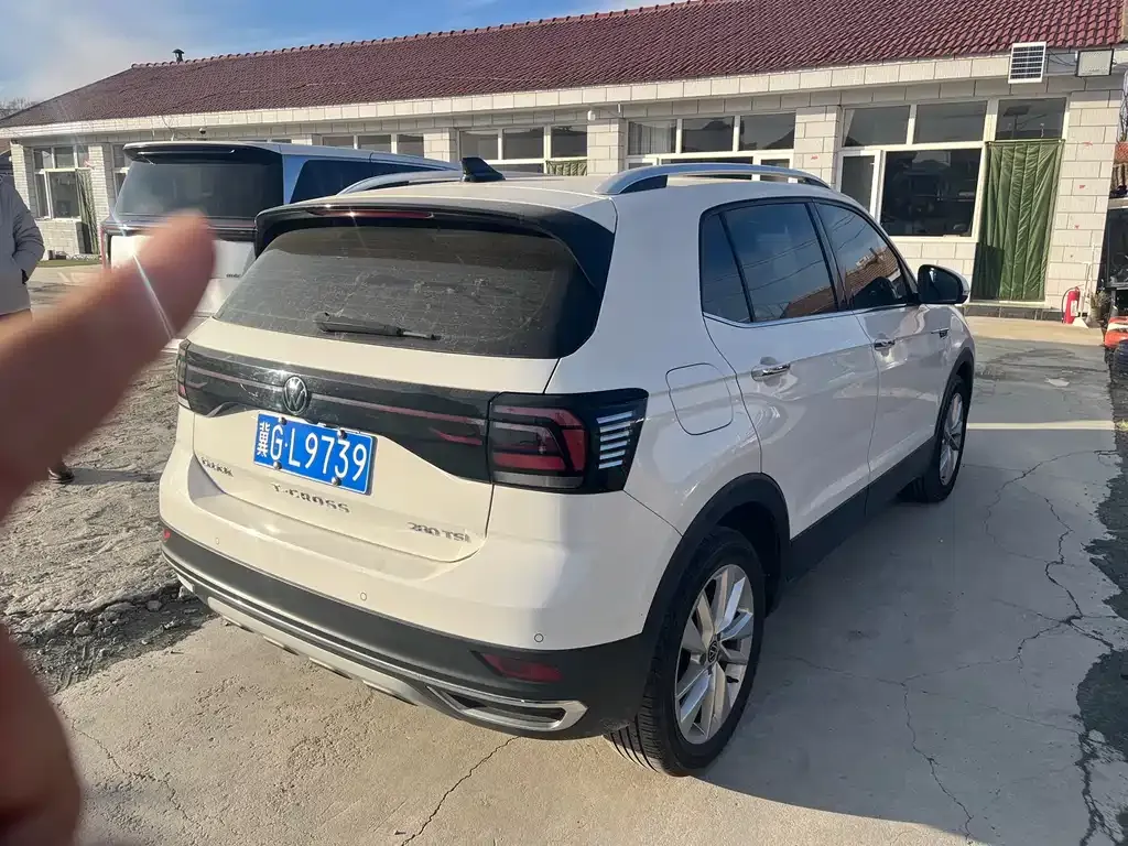 Volkswagen T-Cross — фото 5