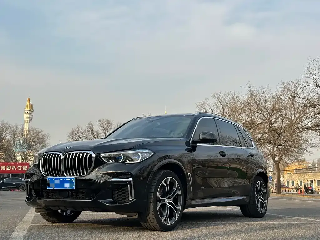 BMW X5 — фото 1