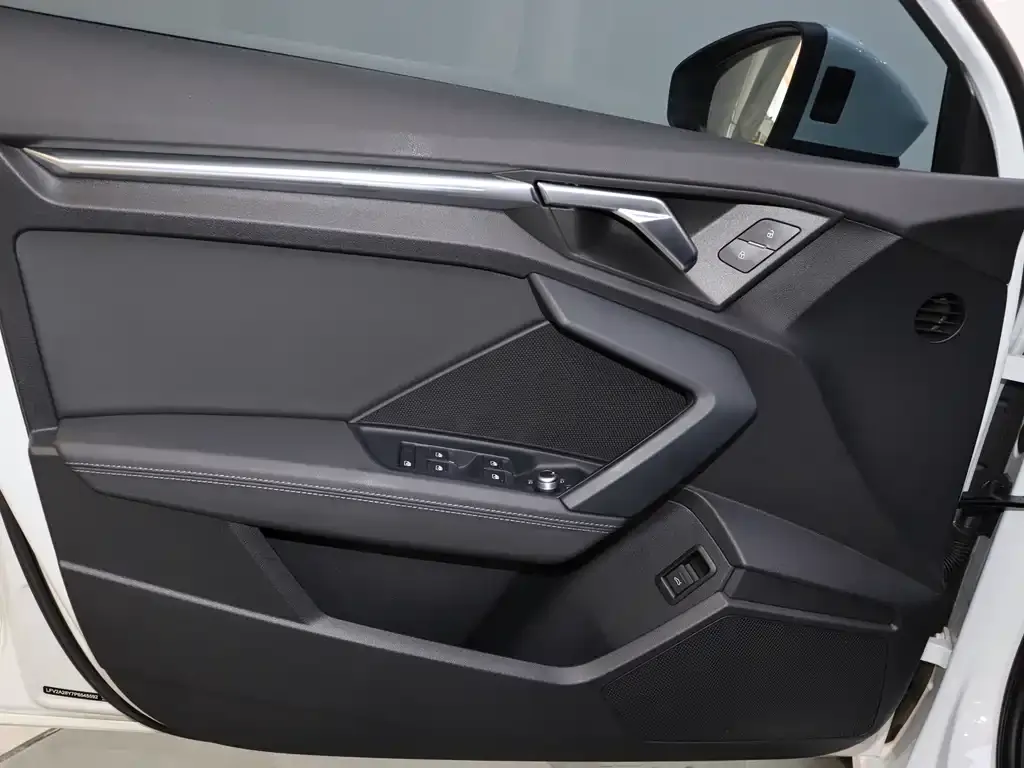 Audi A3 2024 из CN, фото 10