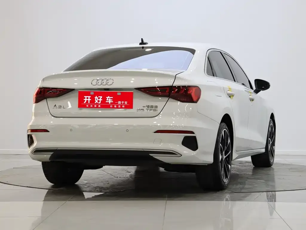 Audi A3 2024 из CN, фото 6