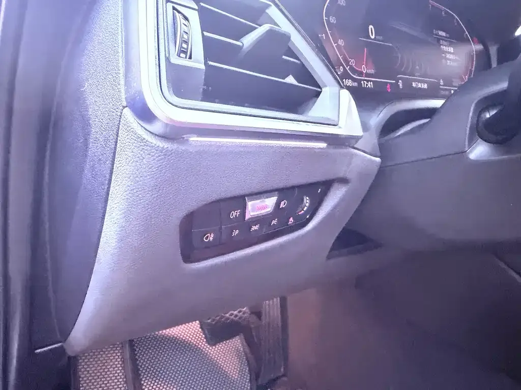 BMW 3 Series 2021 из CN, фото 7