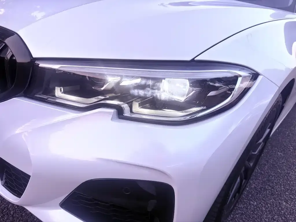 BMW 3 Series 2021 из CN, фото 2