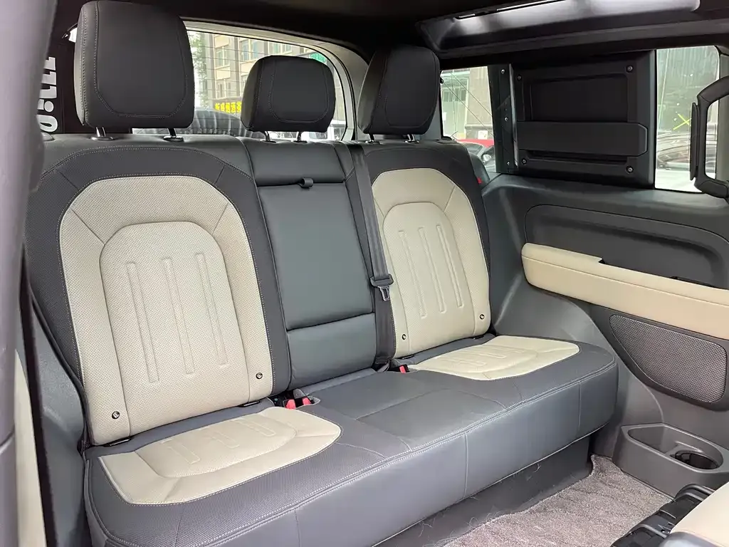 Land Rover Defender 2021 из CN, фото 3