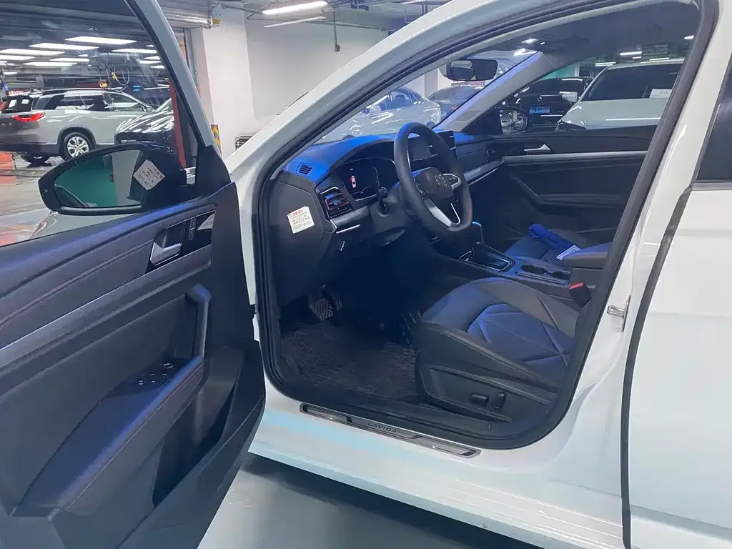 Volkswagen Lavida 2024 из CN, фото 3