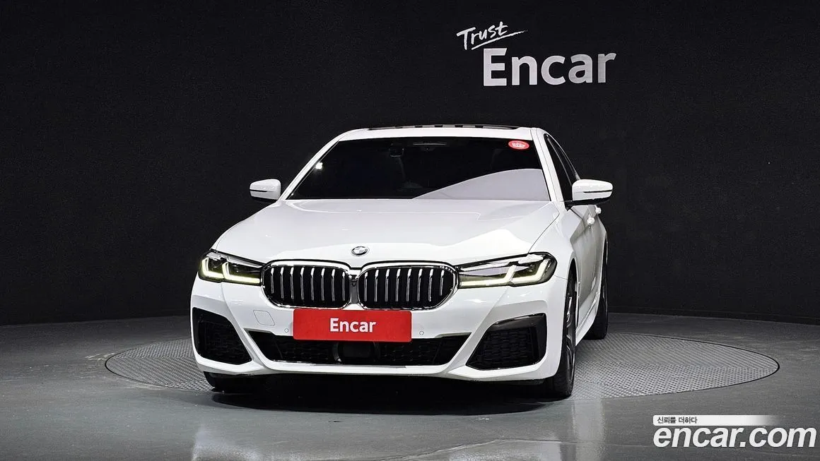 BMW 5-Series 2022 из KR, фото 8