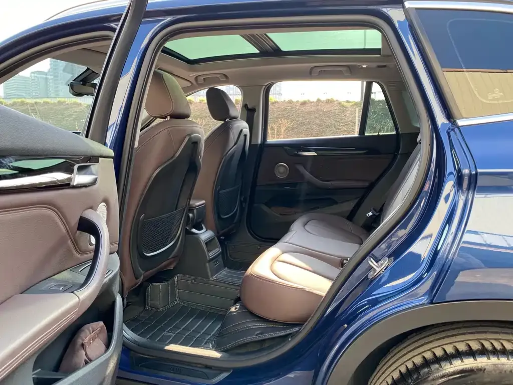 BMW X1 2021 из CN, фото 4