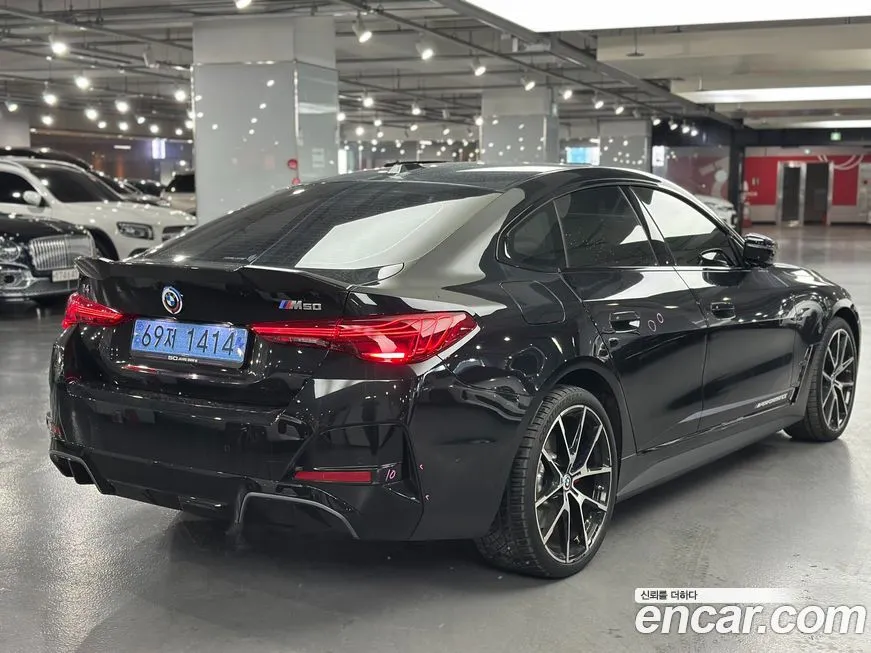 BMW i4 — фото 2
