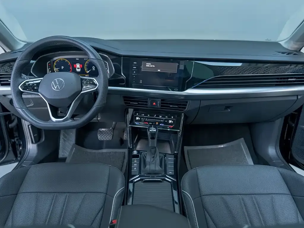 Volkswagen Passat 2024 из CN, фото 10
