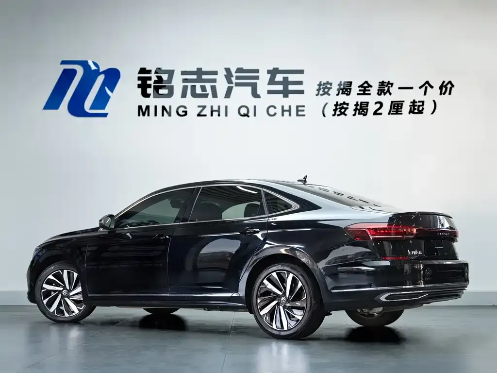 Volkswagen Passat 2024 из CN, фото 3