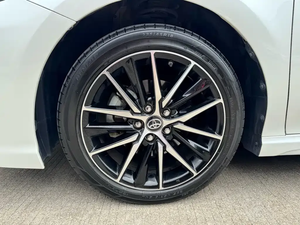 Toyota Camry 2024 из CN, фото 10