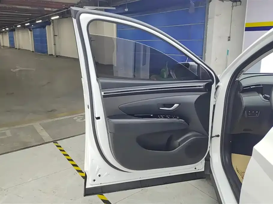 Hyundai Tucson 2023 из CN, фото 8