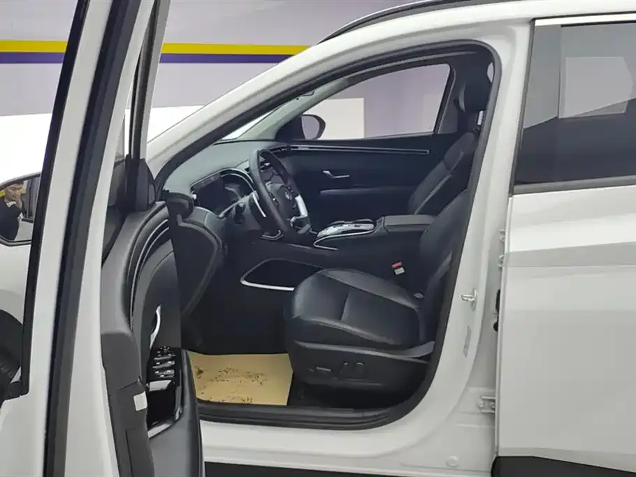 Hyundai Tucson 2023 из CN, фото 7