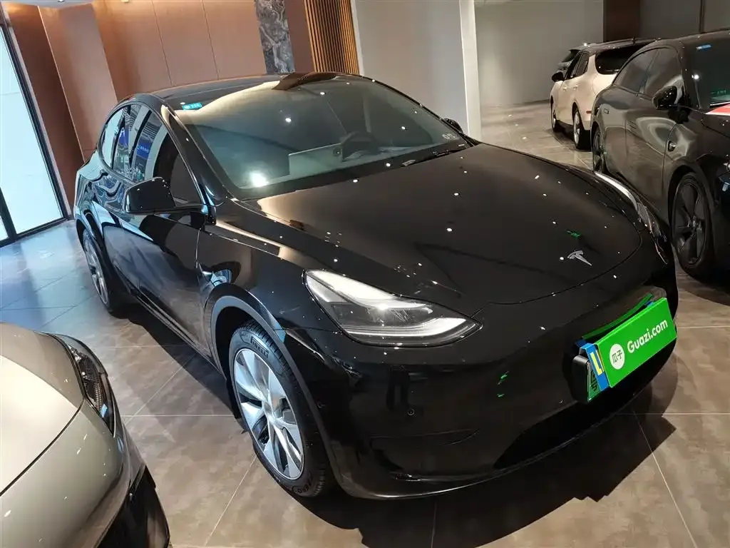 Tesla Model Y 2023 из CN, фото 4