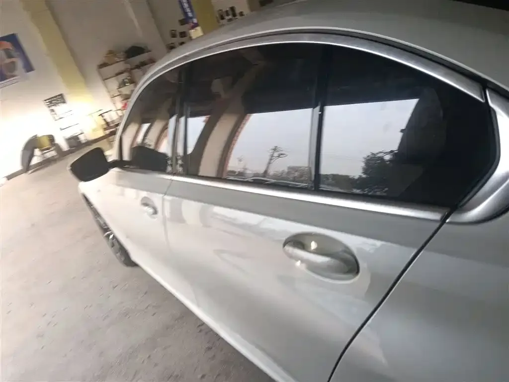 BMW 3 Series 2021 из CN, фото 8