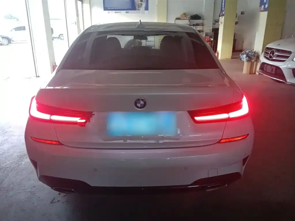 BMW 3 Series 2021 из CN, фото 4