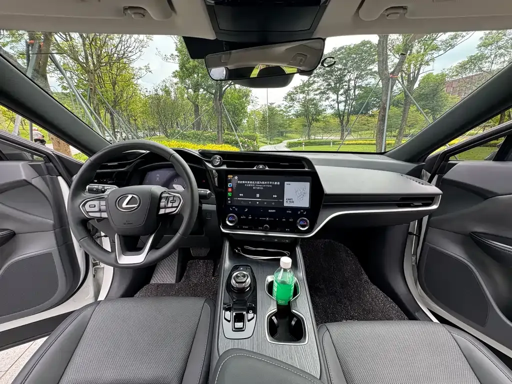 Lexus RZ 2023 из CN, фото 10