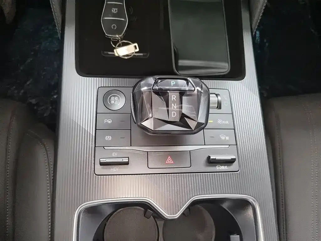 BYD L DM-i 2025 из CN, фото 6