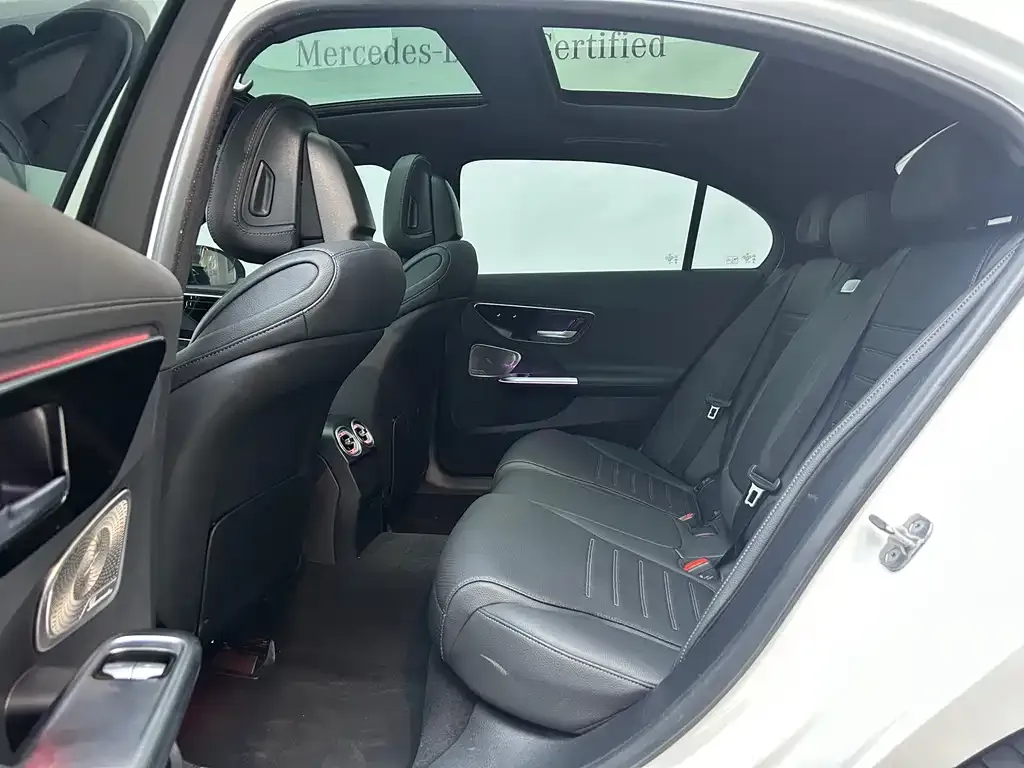 Mercedes-Benz C-Class 2024 из CN, фото 3