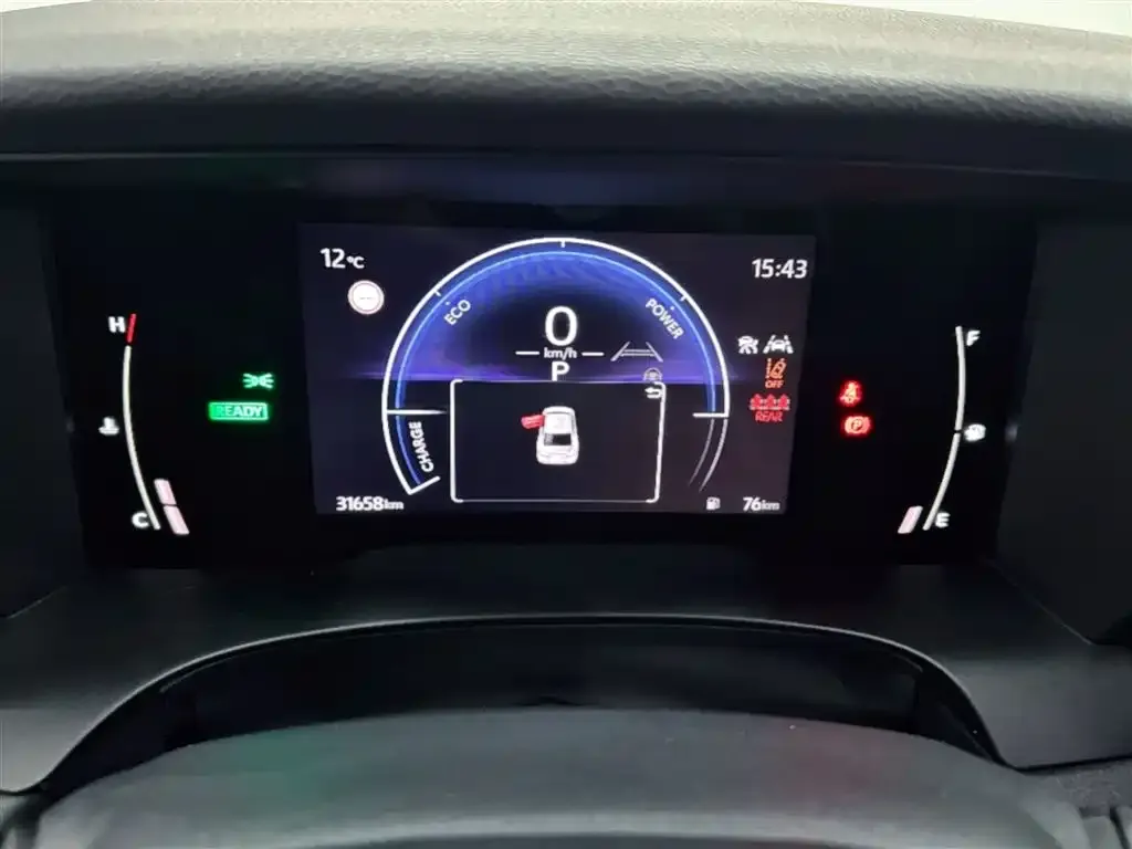 Toyota Camry 2024 из CN, фото 2