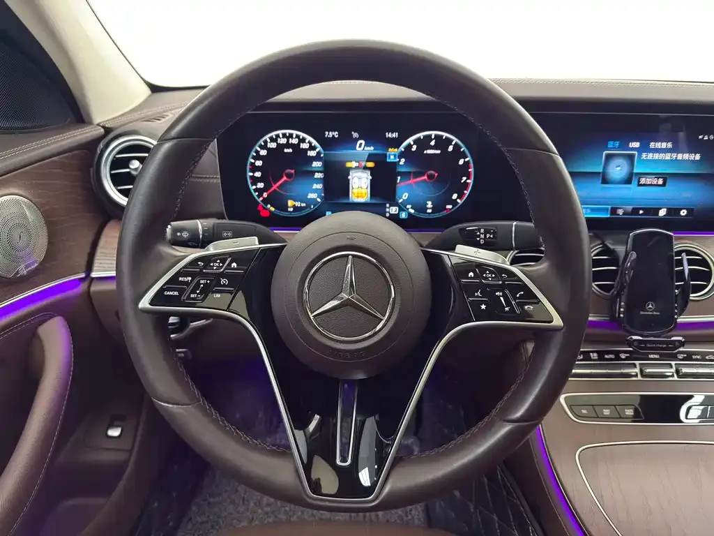 Mercedes-Benz E-Class 2023 из CN, фото 4