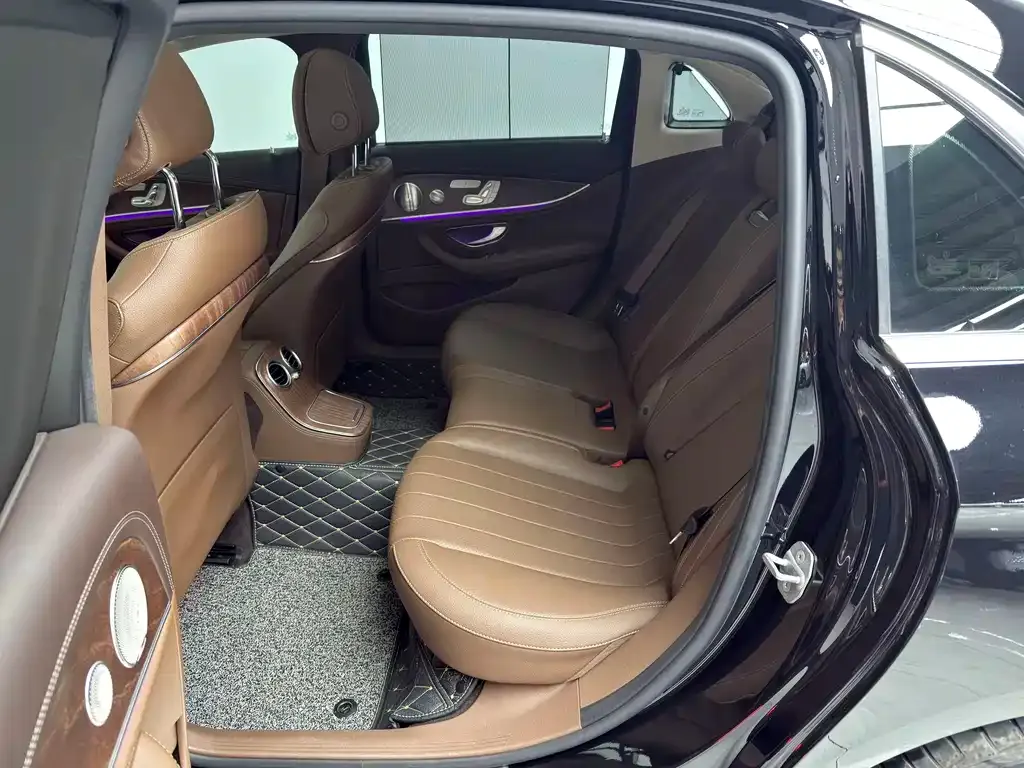 Mercedes-Benz E-Class 2023 из CN, фото 7