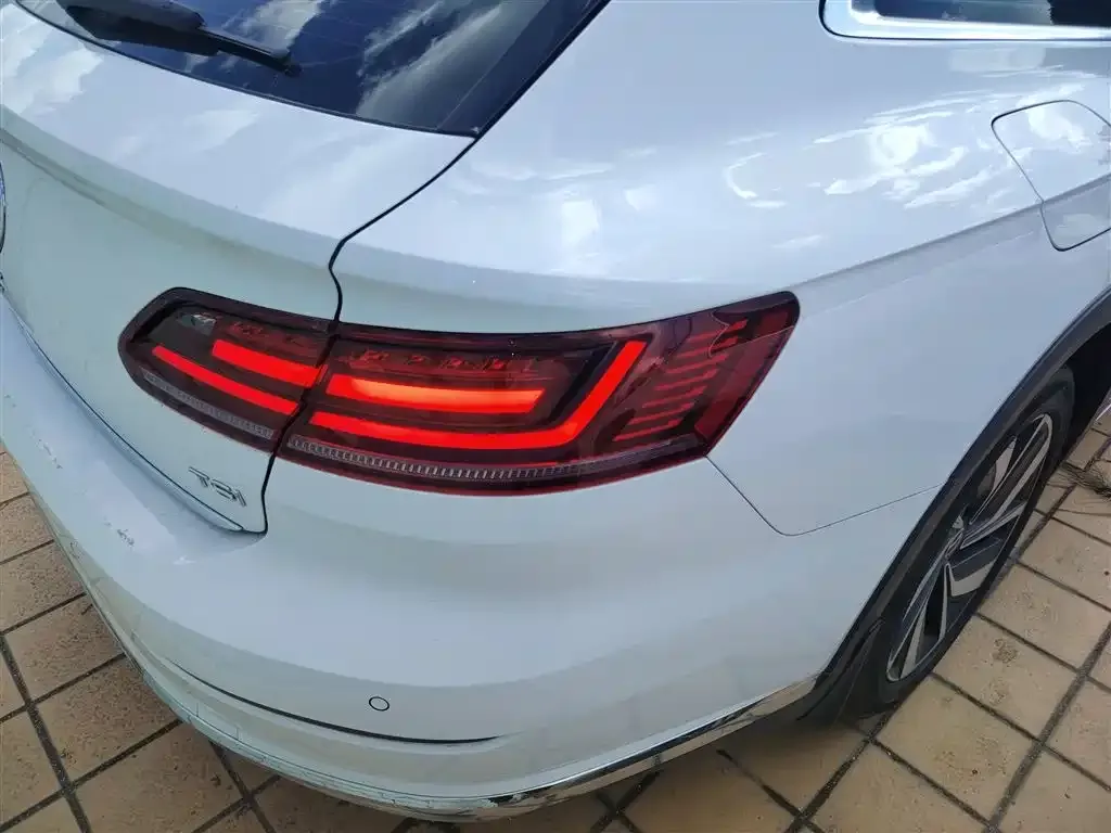 Volkswagen CC 2022 из CN, фото 5