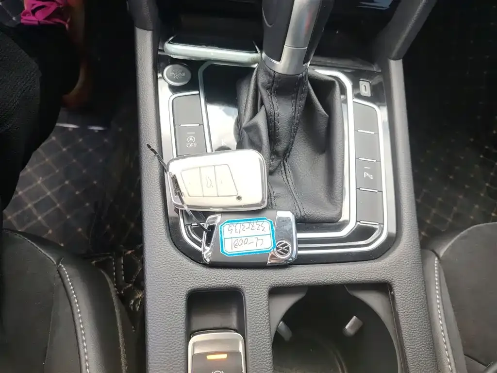 Volkswagen CC 2022 из CN, фото 6