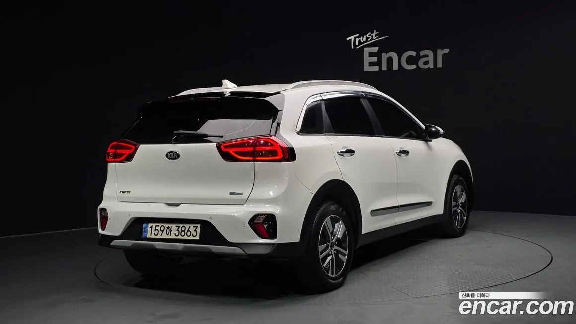 Kia Niro — фото 4