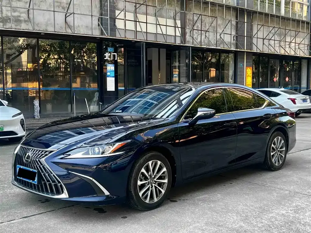 Lexus ES 2024 из CN, фото 1