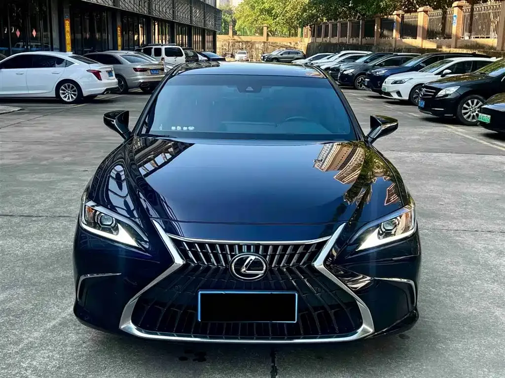 Lexus ES 2024 из CN, фото 4