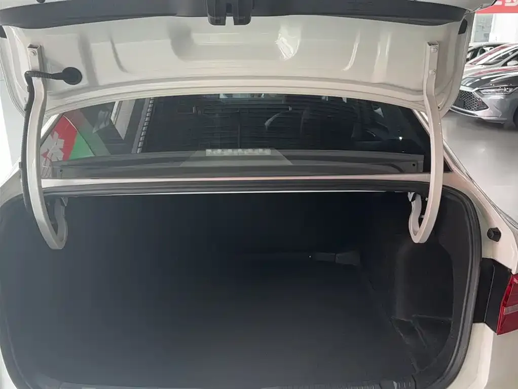 Volkswagen Lavida 2021 из CN, фото 10