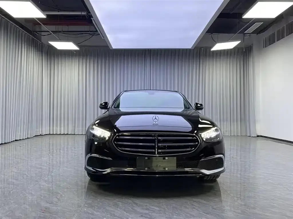 Mercedes-Benz E-Class 2023 из CN, фото 4