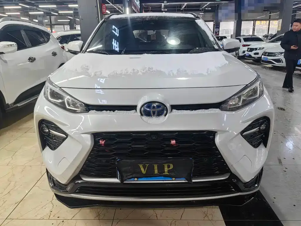 Toyota Wildlander 2023 из CN, фото 3