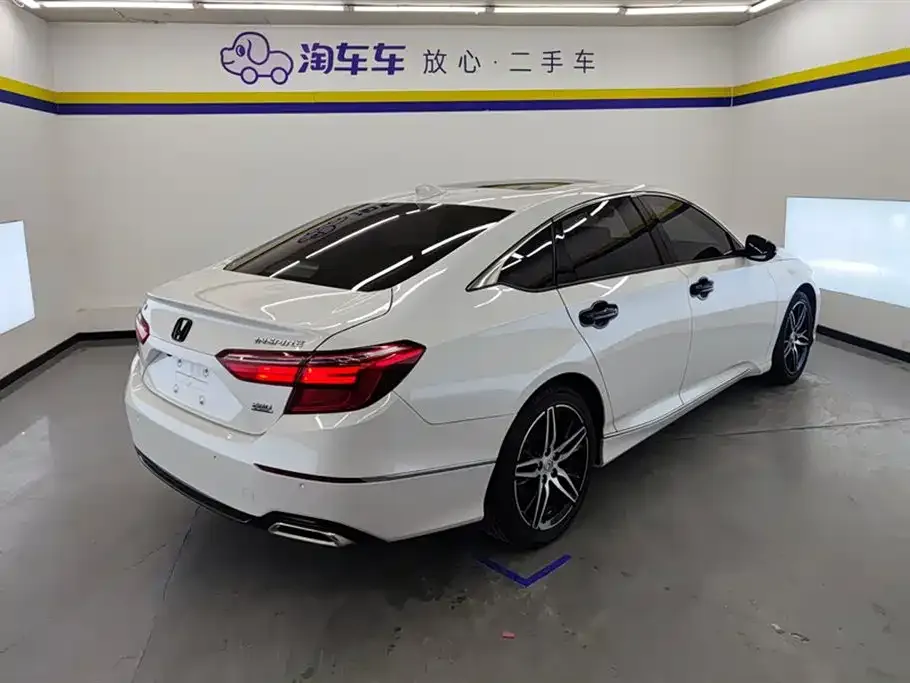 Honda Inspire 2022 из CN, фото 4