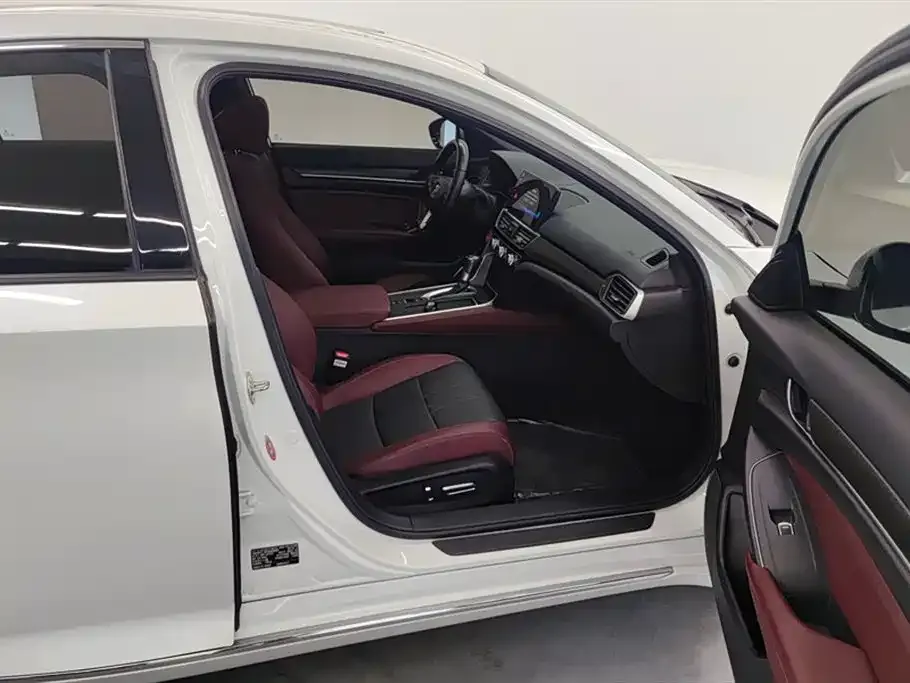 Honda Inspire 2022 из CN, фото 10