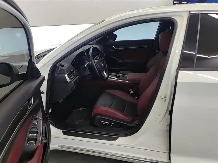 Honda Inspire 2022 из CN, фото 5