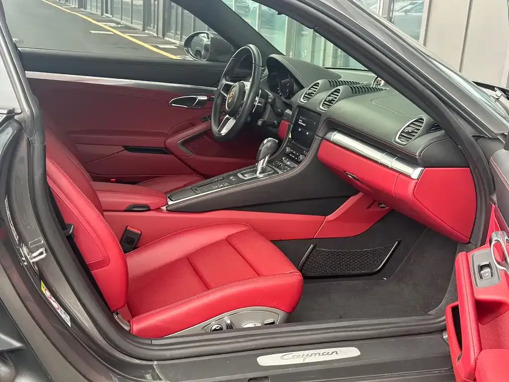 Porsche Macan 2022 из CN, фото 3