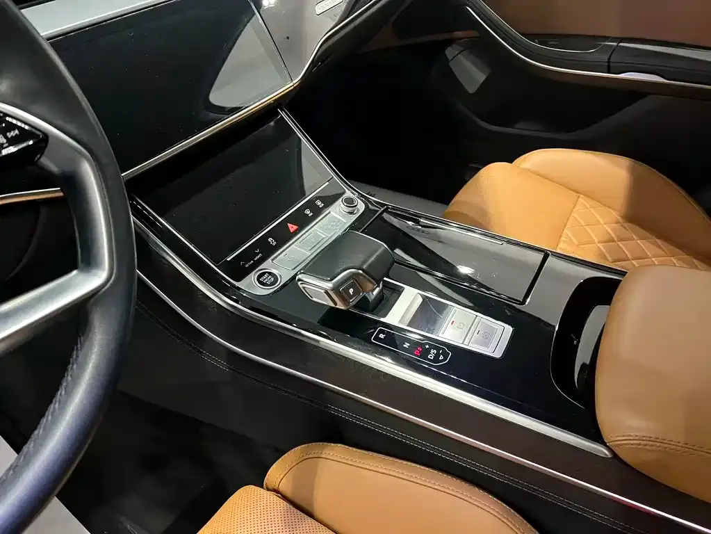 Audi A8 2023 из CN, фото 4