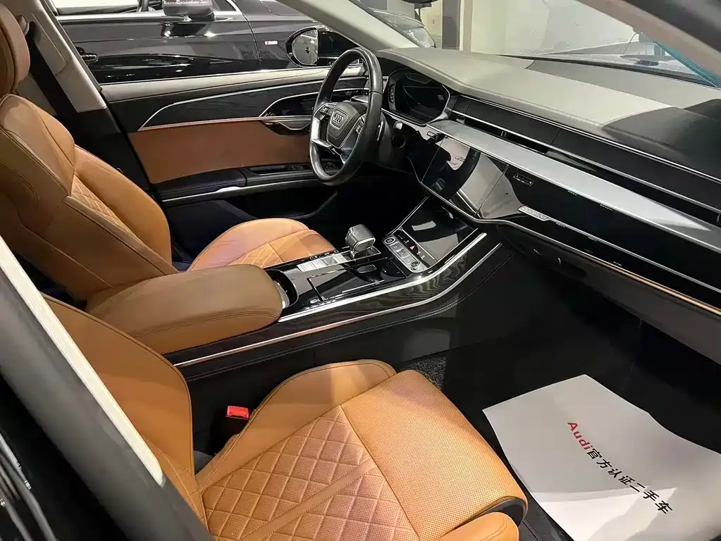 Audi A8 2023 из CN, фото 5