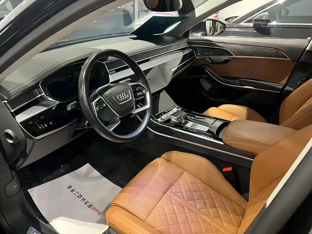 Audi A8 2023 из CN, фото 9