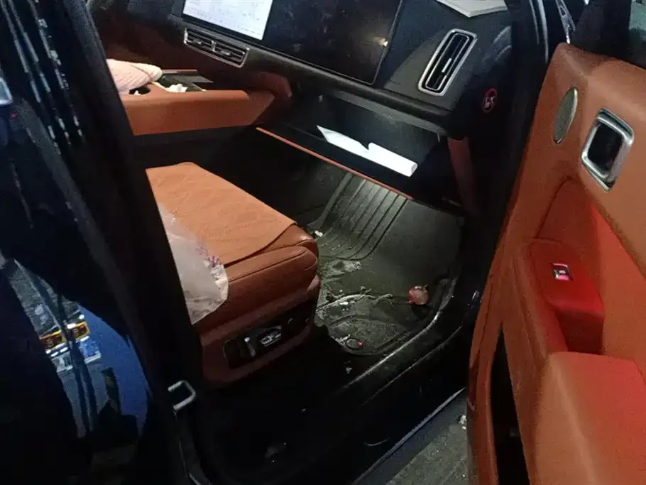 Li Auto L7 2023 из CN, фото 8