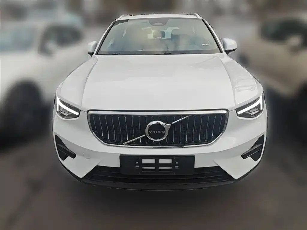 Volvo XC40 2025 из CN, фото 2