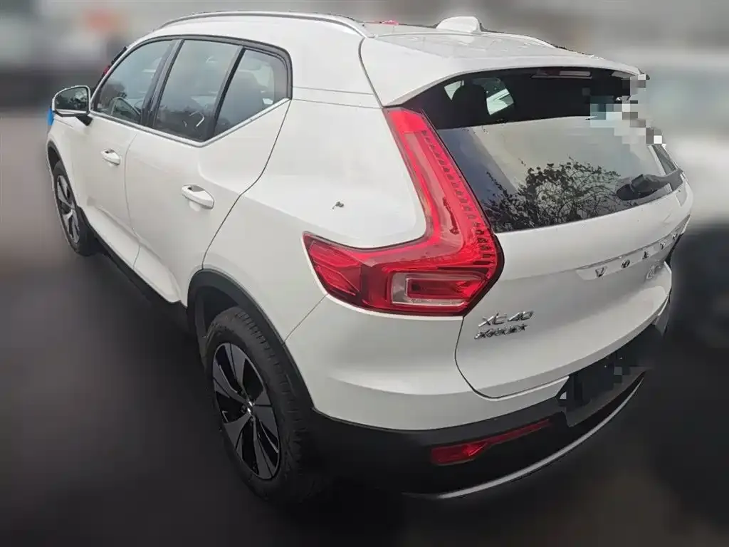 Volvo XC40 2025 из CN, фото 6